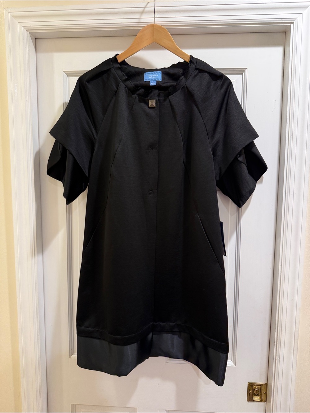 Vera Wang Black Satin Dress with Unique Sleeve Ruffle-turn collar Contrast Hem